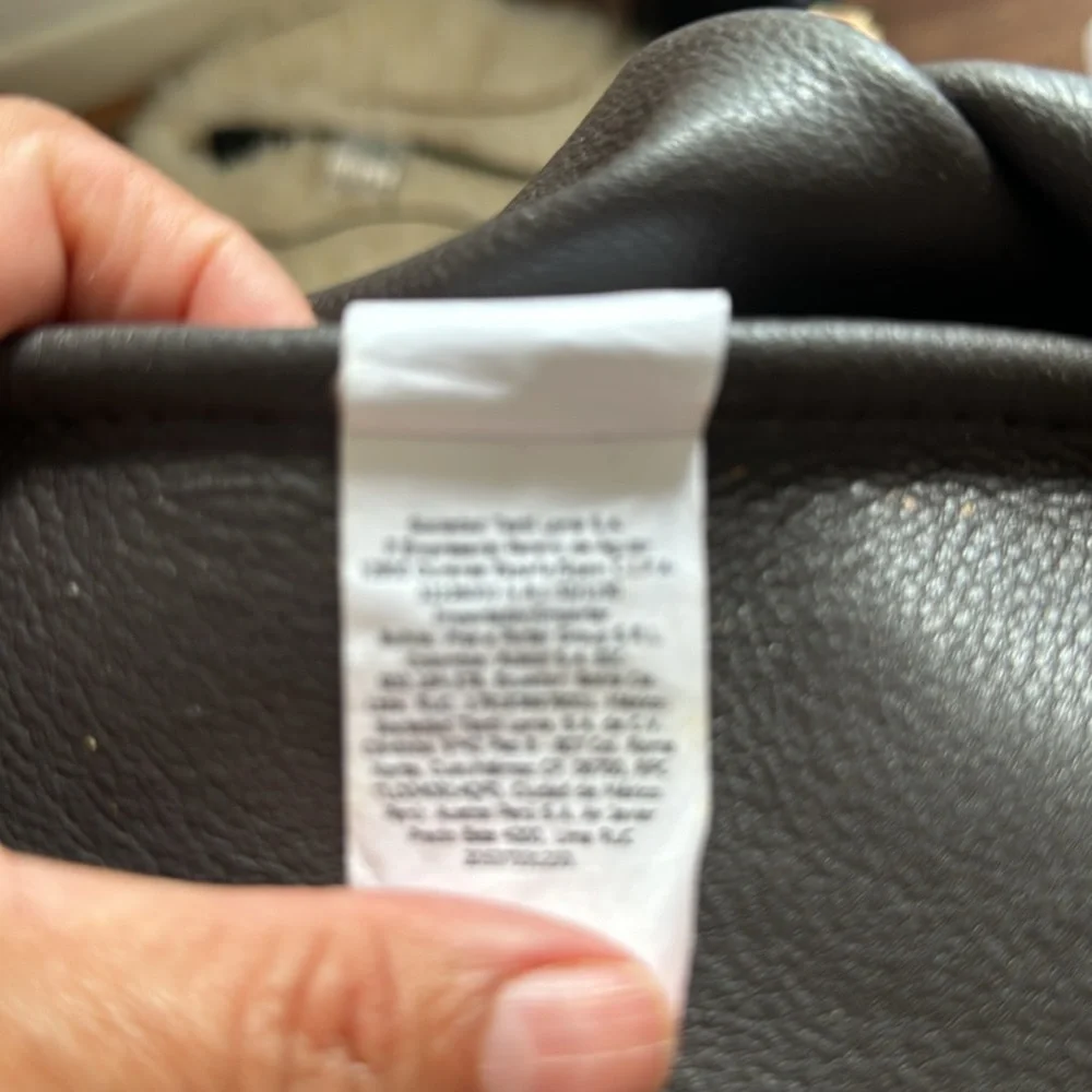 Brown suede leather with fringe. - Picture 7 of 7